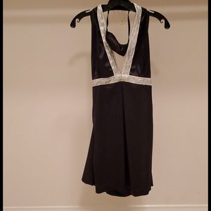 Sequins trimmed nighties set